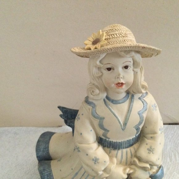 Sarahs Angels Figurine girl holding fruit basket missing wing - Picture 3 of 10